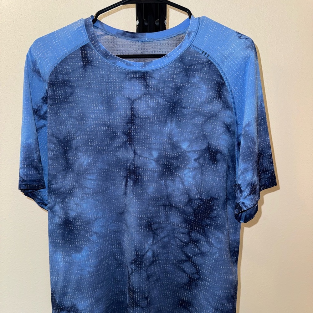 Lululemon Men's Metal Vent Tech T 2.0 Blue Black Marble Dye Shirt
